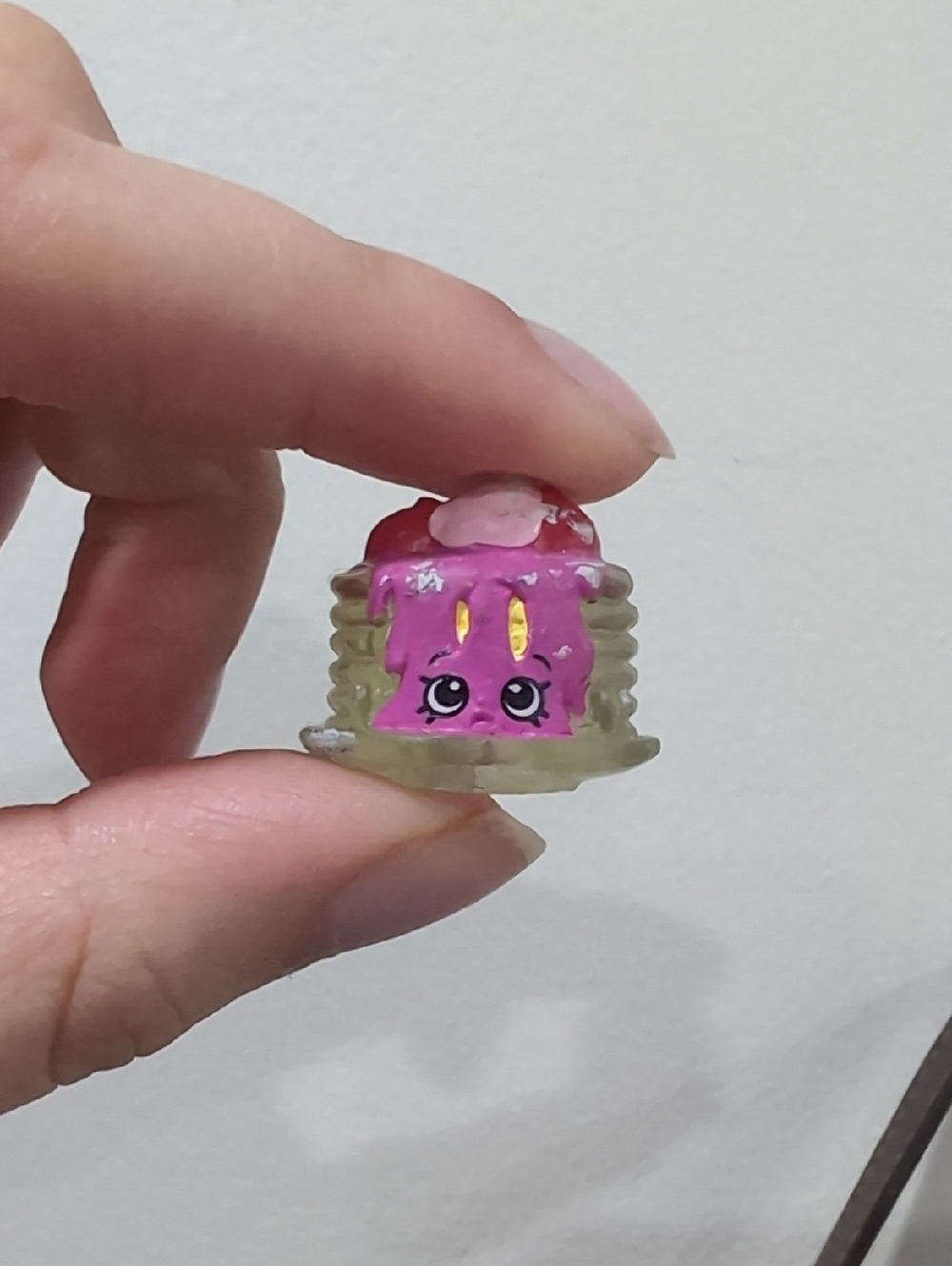 Shopkins Cake Figurine